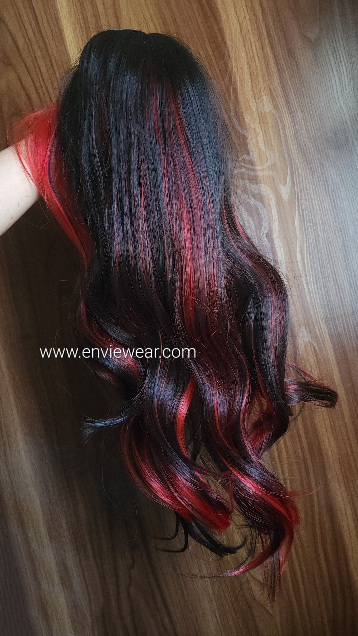 Black and red high quality wig