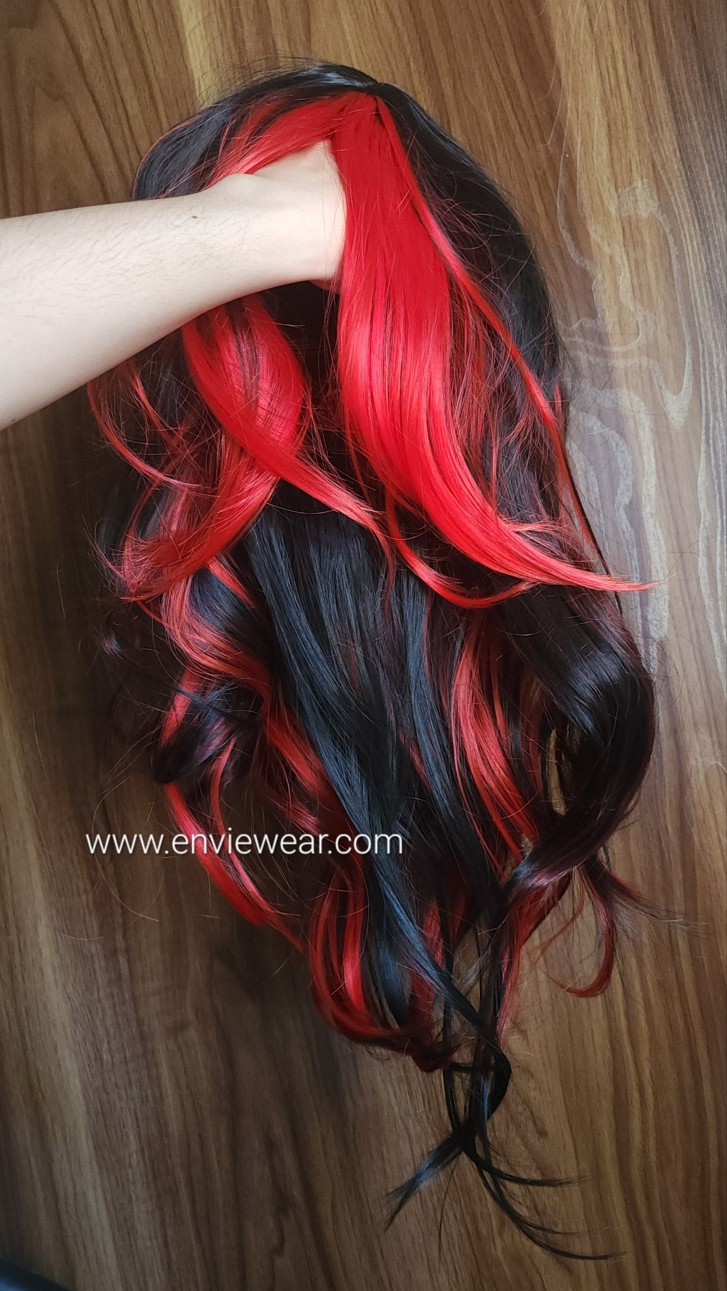 Black and red high quality wig