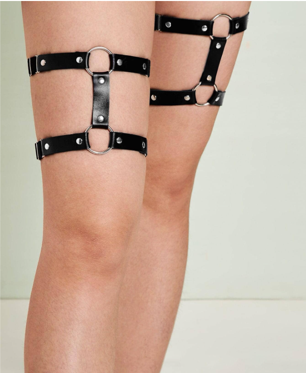 2pieces jarretelle cuir